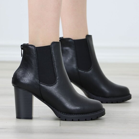 Womens Ankle Boots Lug Block Heel Black Synthetic Leather Round Toe Elastic Gore - Picture 10 of 13